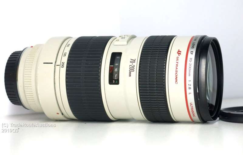 Canon EF 70-200mm f/2.8 L ULTRASONIC USM lens for Canon DSLR Cameras  - PRICE REDUCED