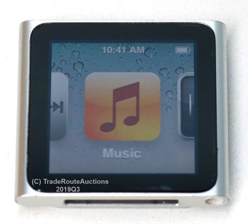 Apple iPod nano 6th Generation (8GB) (SILVER) MC525