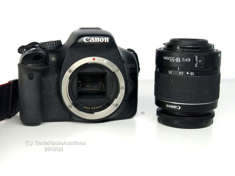Canon EOS 550D Digital SLR camera Kit with Canon 18-55 Lens