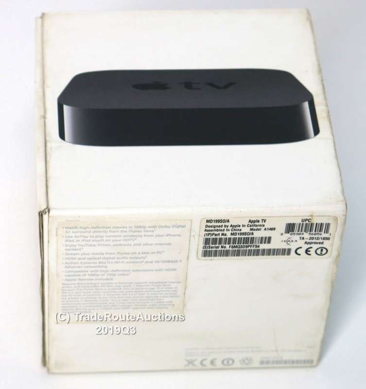 APPLE TV - A1469 - MD199SO/A - 3RD Generation - comes with Power Cable & Remote