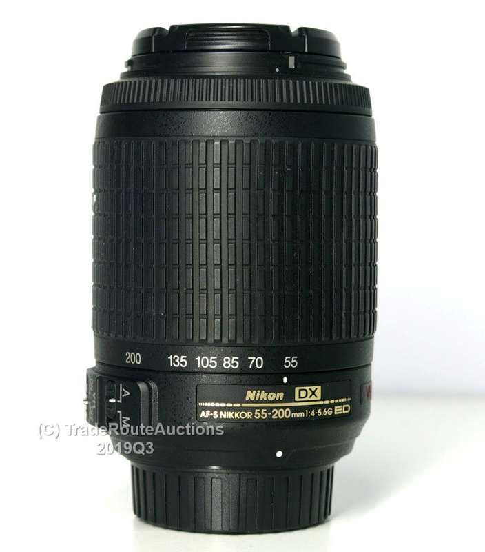 Nikon AF-S NIKKOR 55-200mm VR [ VIBRATION REDUCTION ] LENS