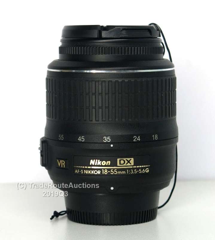 Nikon AF-S DX NIKKOR 18-55mm f/3.5-5.6G Vibration Reduction Zoom Lens Auto Focus for Nikon DSLR
