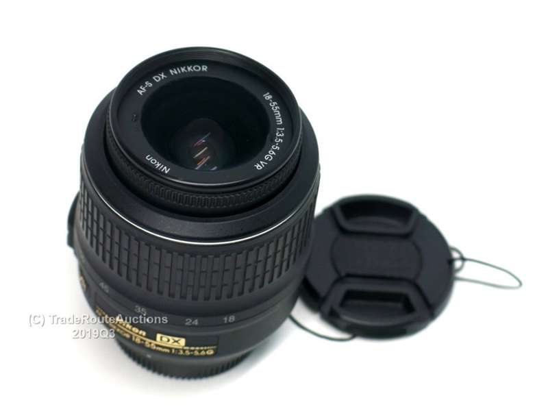 Nikon AF-S DX NIKKOR 18-55mm f/3.5-5.6G Vibration Reduction Zoom Lens Auto Focus for Nikon DSLR