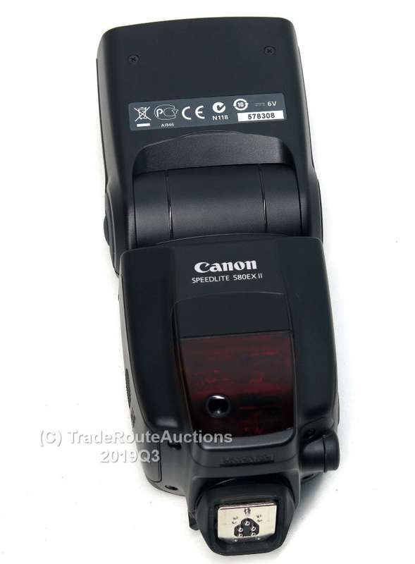 Canon Speedlite 580EX ii Flash for Canon EOS DIGITAL SLR Cameras *** BARGAIN ** Fits all CANON DSLRs