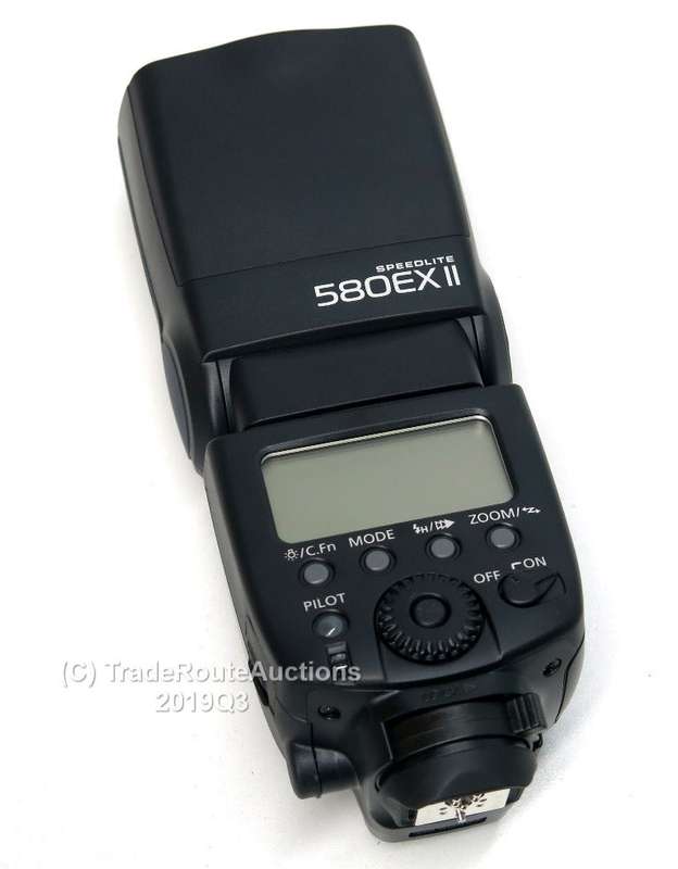 Canon Speedlite 580EX ii Flash for Canon EOS DIGITAL SLR Cameras *** BARGAIN ** Fits all CANON DSLRs