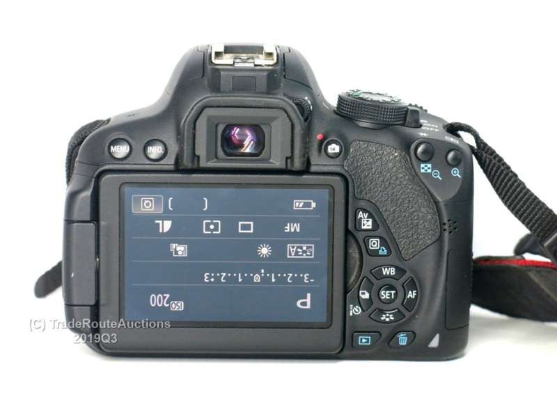 PLEASE READ - Canon EOS 700D DIGITAL SLR CAMERA BODY ONLY | 18.0 MP FULL HD
