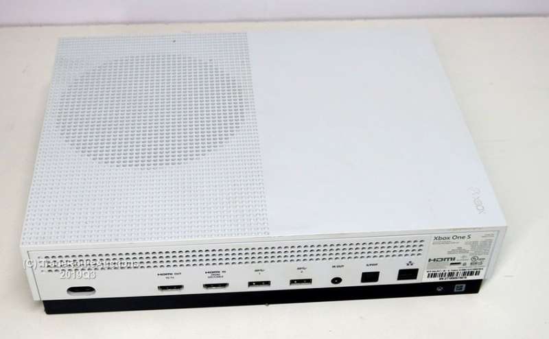 Microsoft Xbox One S 500GB Console (WHITE) Model 1681 + 1 Controller (WHITE)