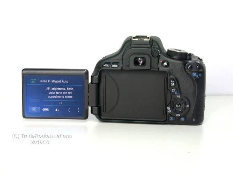 Canon EOS 600D DSLR CAMERA with Canon 18-55 Lens Camera Kit