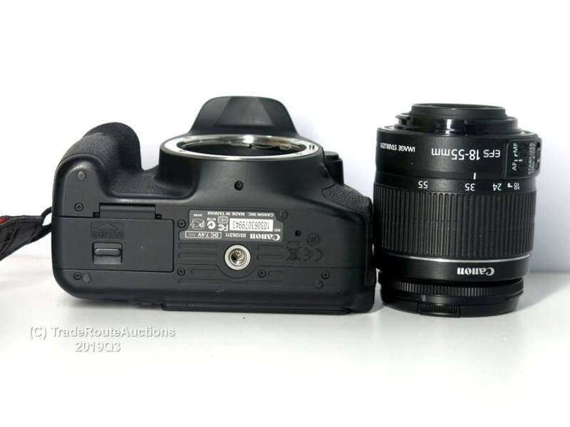 Canon EOS 600D DSLR CAMERA with Canon 18-55 IS Lens Camera Kit