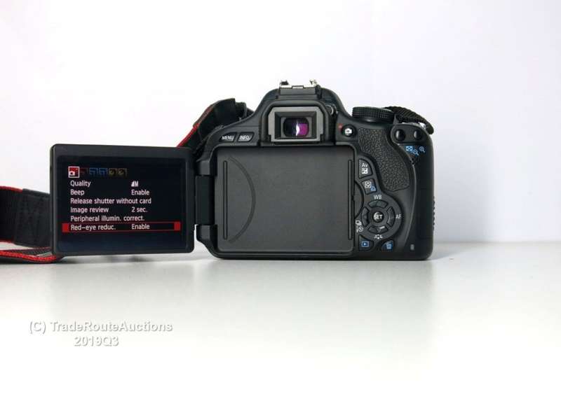 Canon EOS 600D DSLR CAMERA with Canon 18-55 IS Lens Camera Kit
