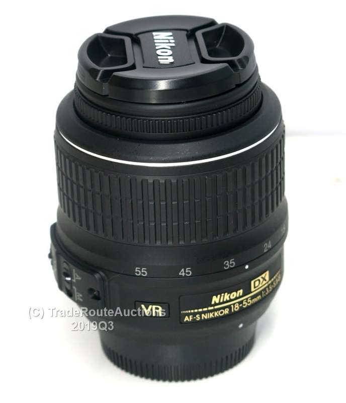 Nikon AF-S DX NIKKOR 18-55mm f/3.5-5.6G Vibration Reduction Zoom Lens Auto Focus for Nikon DSLR
