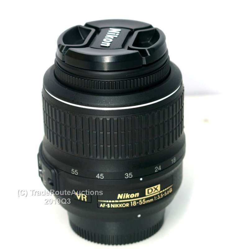 Nikon AF-S DX NIKKOR 18-55mm f/3.5-5.6G Vibration Reduction Zoom Lens Auto Focus for Nikon DSLR