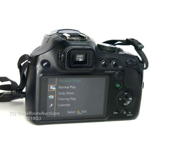 Panasonic LUMIX DMC-FZ70 16.1 MP Digital Camera with 60x Optical Image Stabilized Zoom