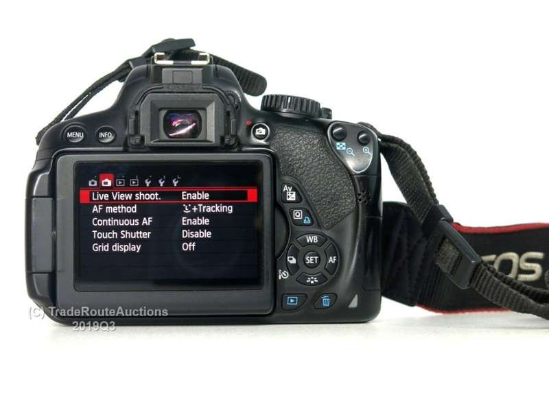 CANON 650D Digital SLR CAMERA BODY (18 Megapixels)