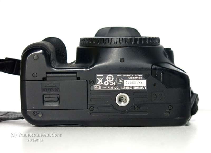 please read - Canon EOS 550D Digital SLR camera 18 MP - BODY ONLY - Professional Camera Body