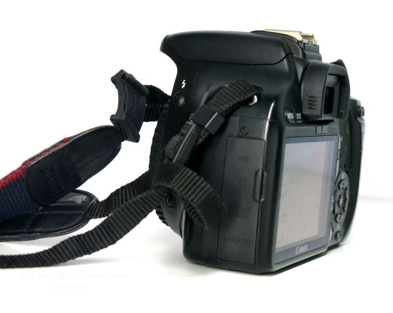 please read - Canon EOS 550D Digital SLR camera 18 MP - BODY ONLY - Professional Camera Body