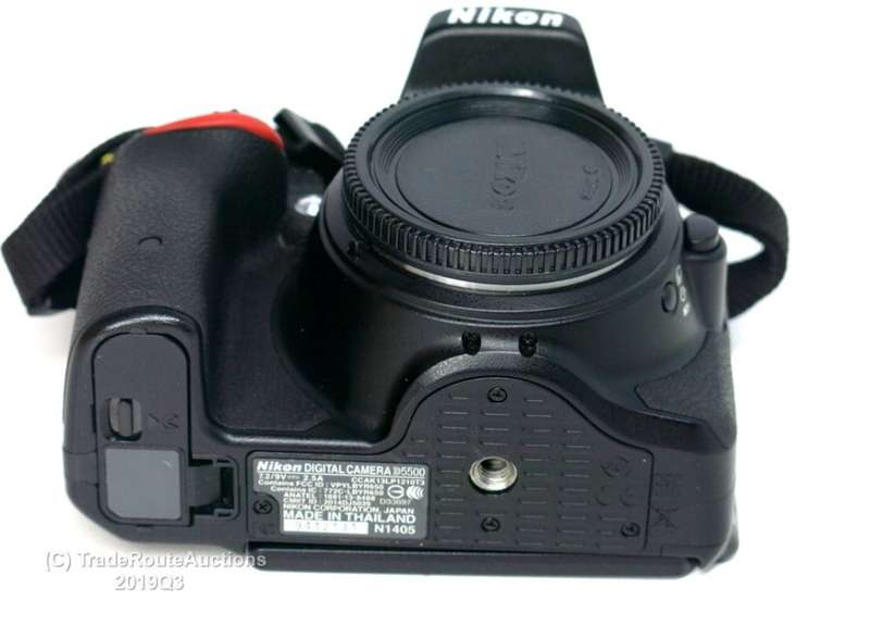 NIKON D5500 DSLR CAMERA BODY - 24.2 Megapixels