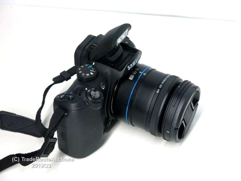 Samsung NX10 Digital System Camera Kit - Black (14.6MP, incl 18-55 OIS Lens)