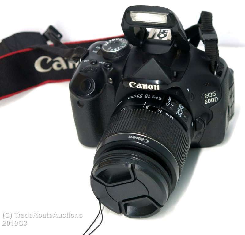 Canon EOS 600D DSLR CAMERA with Canon 18-55 IS Lens Camera Kit