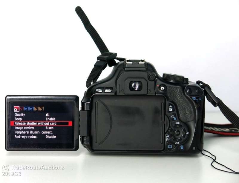 Canon EOS 600D DSLR CAMERA with Canon 18-55 IS Lens Camera Kit