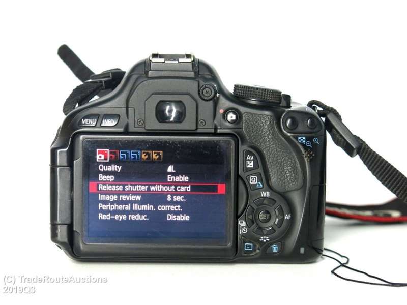 Canon EOS 600D DSLR CAMERA with Canon 18-55 IS Lens Camera Kit