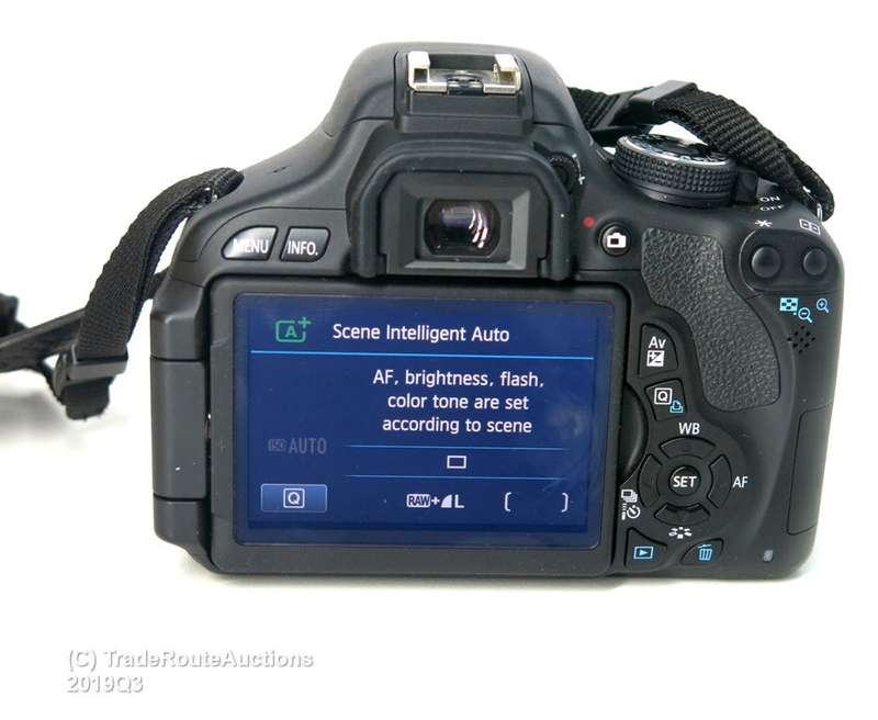 Canon EOS 600D DSLR CAMERA with Canon 18-55 Lens Professional Camera Kit