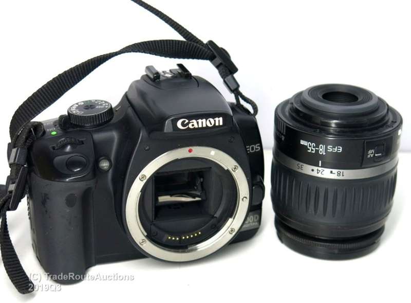 Canon EOS 400D DigitalSLR camera 10.1 Megapixels + Canon EFS 18-55mm Lens