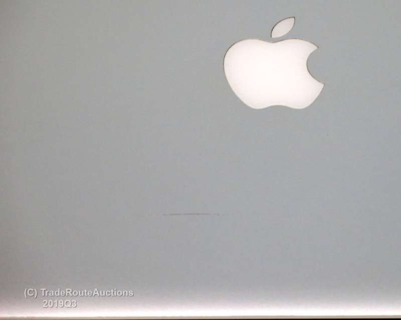 MacBook Pro 13.3-inch ** RETINA ** | Core i5 2.7GHz | 8GB RAM | 128GB SSD | EARLY 2015