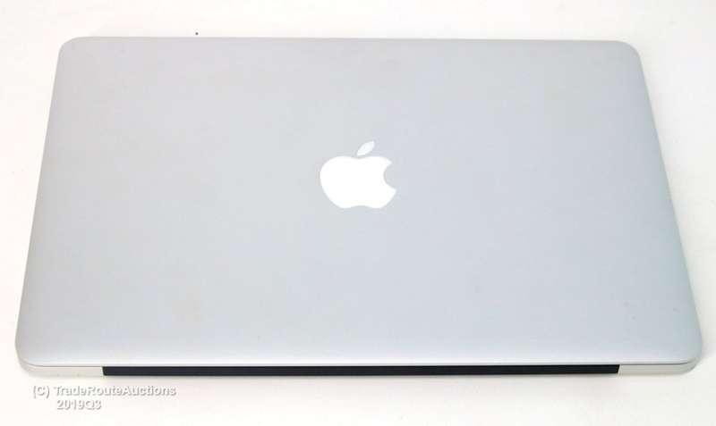 MacBook Pro 13.3-inch Mid 2014  | Core i5 2.6GHz | 8GB RAM | 128GB SSD  ** RETINA DISPLAY **