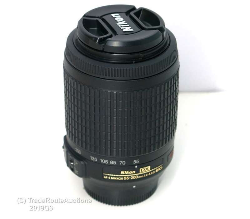 Nikon AF-S NIKKOR 55-200mm VR [ VIBRATION REDUCTION ] LENS