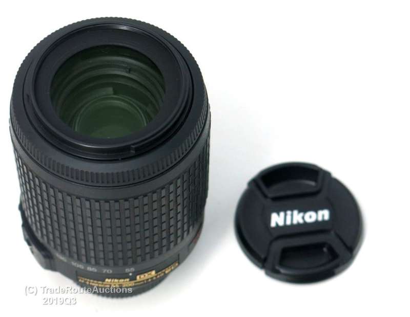 Nikon AF-S NIKKOR 55-200mm VR [ VIBRATION REDUCTION ] LENS