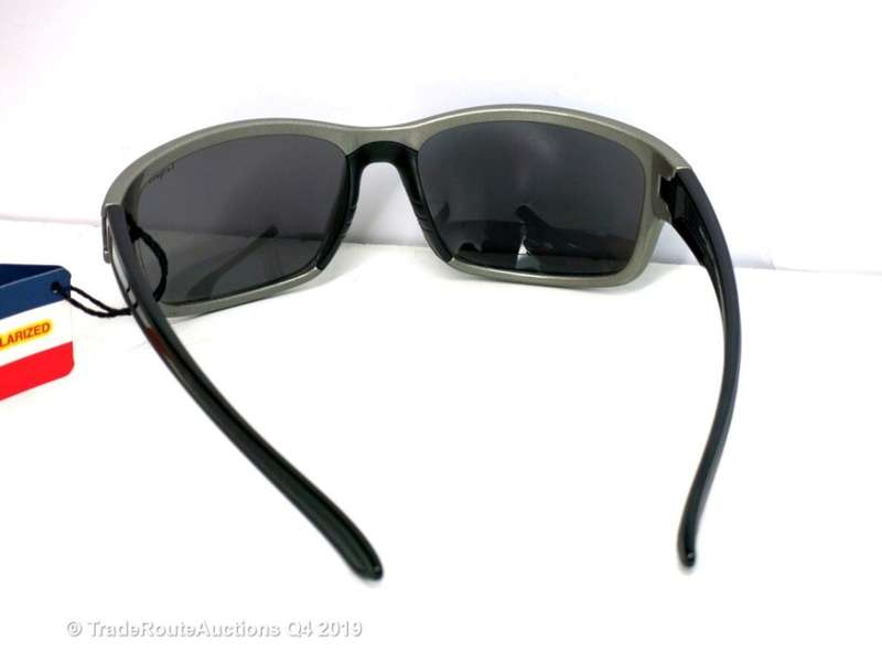 Le Specs Polarized Sunglass - with Pouch