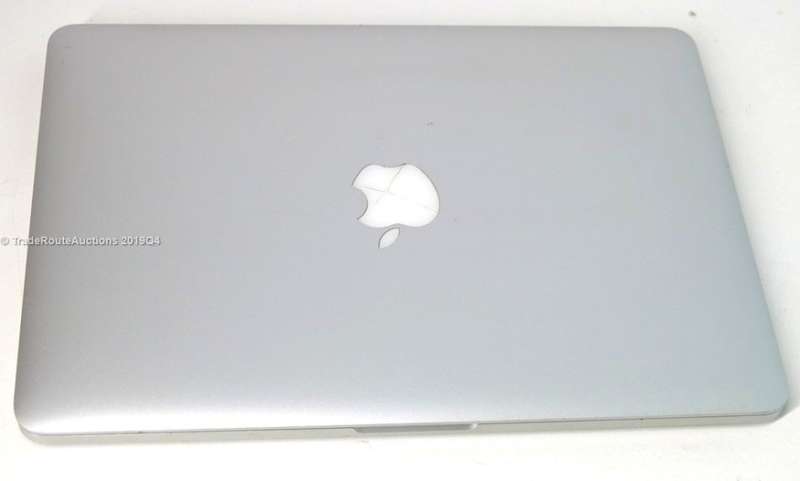 MacBook Pro 13.3-inch  | Core i5 2.4GHz | 4GB RAM | 128GB SSD  ** RETINA DISPLAY * LATE 2013