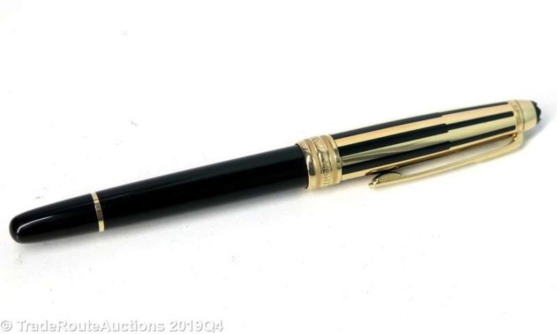 Mont Blanc Meisterstuck Classique Gold & Black Fountain Pen