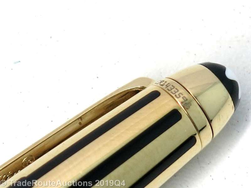Mont Blanc Meisterstuck Classique Gold & Black Fountain Pen