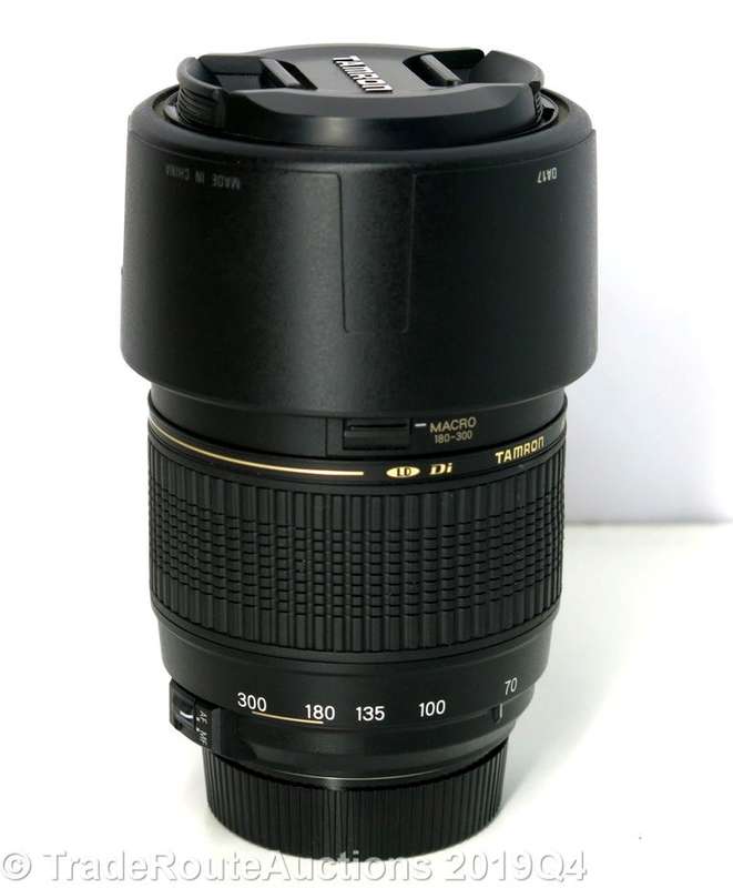 Tamron AF 70-300mm f/4.0-5.6 Di LD Zoom Lens for NIKON CAMERAS