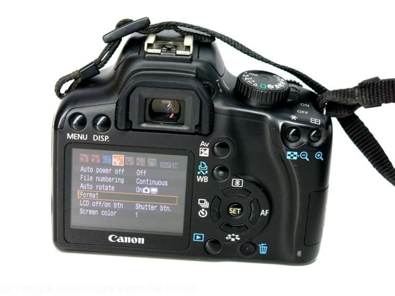 Canon EOS 1000D Digital SLR camera BODY ONLY