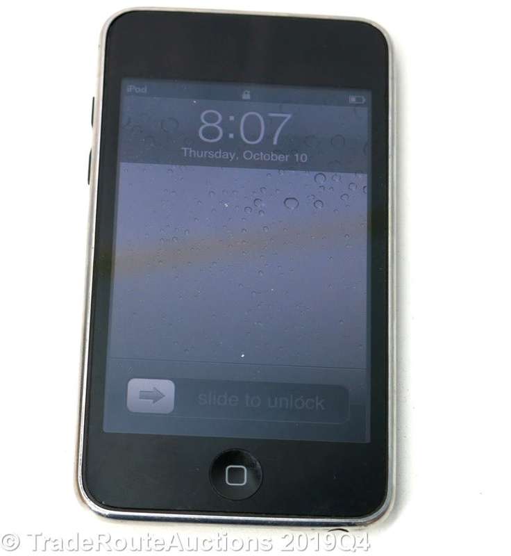Apple iPod Touch 3rd Generation 32GB  | MC008BT - A1318