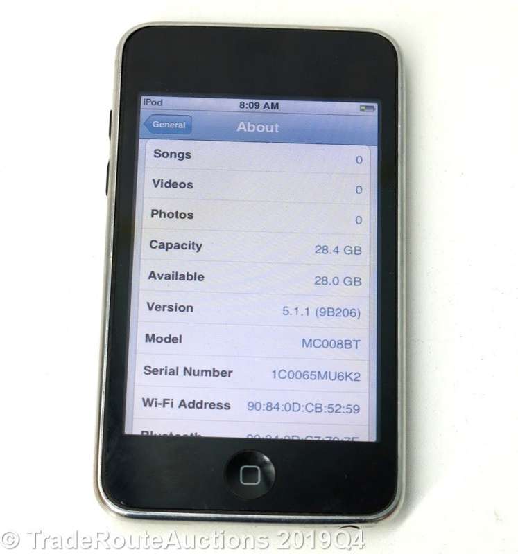 Apple iPod Touch 3rd Generation 32GB  | MC008BT - A1318
