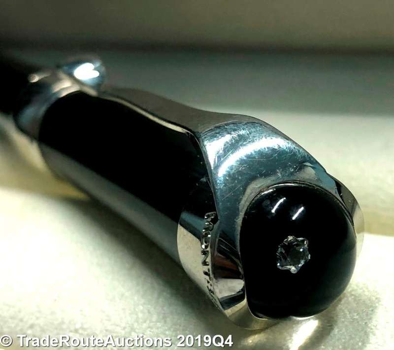 Mont Blanc ETOILE DE MONTBLANC BALLPOINT PEN 103379 - Montblanc diamond in cap-top - Box & Papers