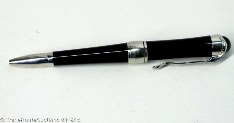 Mont Blanc ETOILE DE MONTBLANC BALLPOINT PEN 103379 - Montblanc diamond in cap-top - Box & Papers