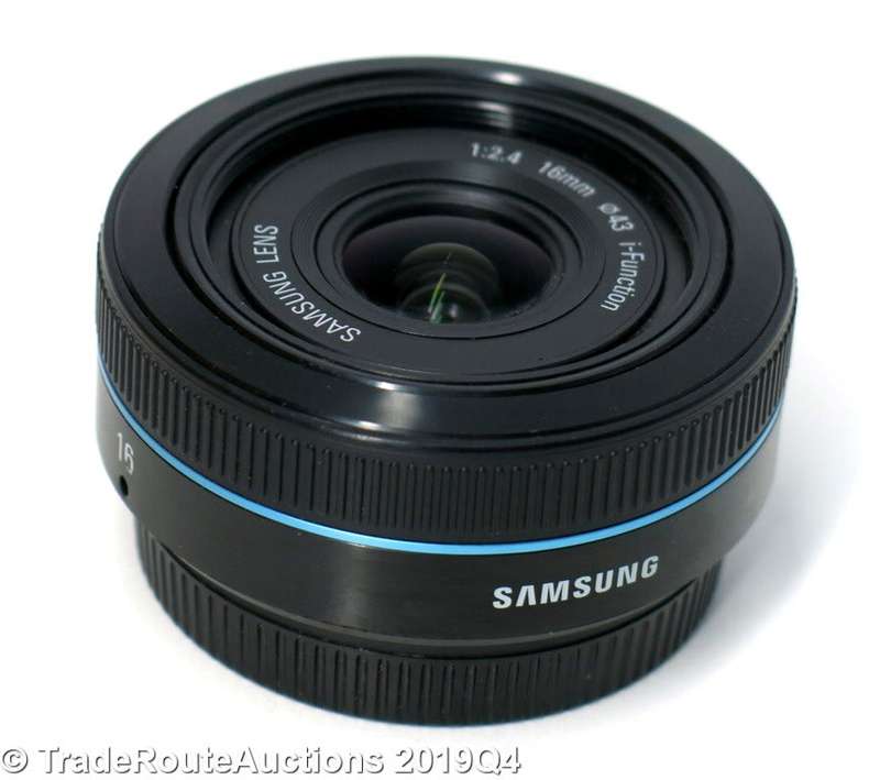 Samsung 16mm f/2.4 Ultra Wide Pancake NX Ultra-wide lens Lens