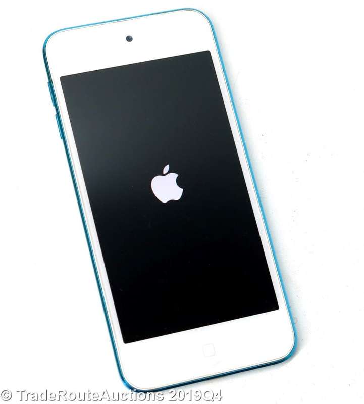 Apple iPod Touch | WHITE/BLUE | 32GB | 5th Generation | A1421 | MD717BT/A | RETINA DISPLAY