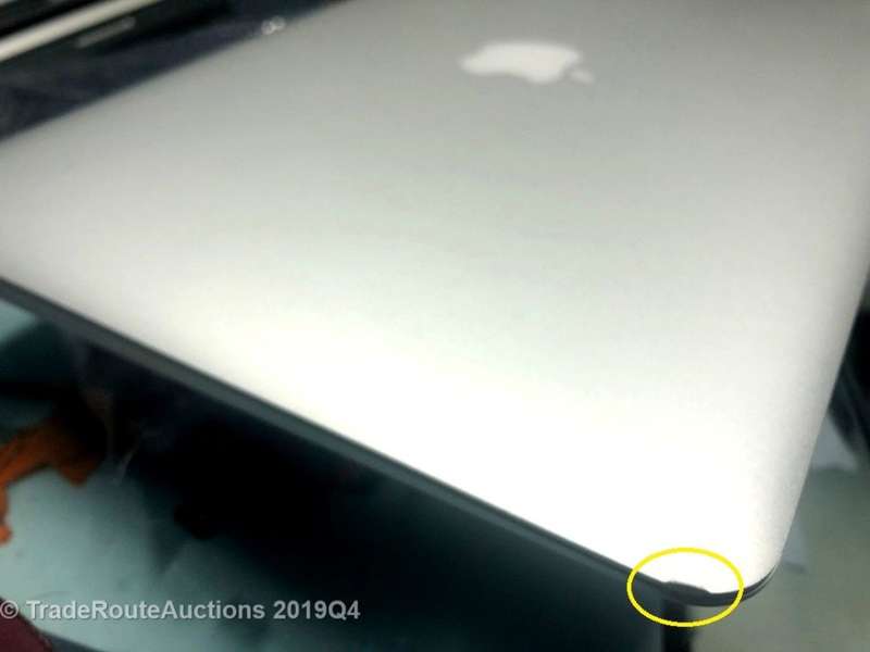 MacBook Air 13.3-inch | Core i5 1.6GHz | 8GB DDR3 RAM | 128GB SSD FLASH  **  EARLY 2015 ***