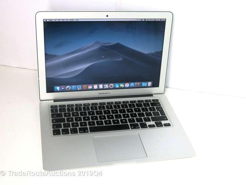 MacBook Air 13.3-inch | Core i5 1.6GHz | 8GB DDR3 RAM | 128GB SSD FLASH  **  EARLY 2015 ***
