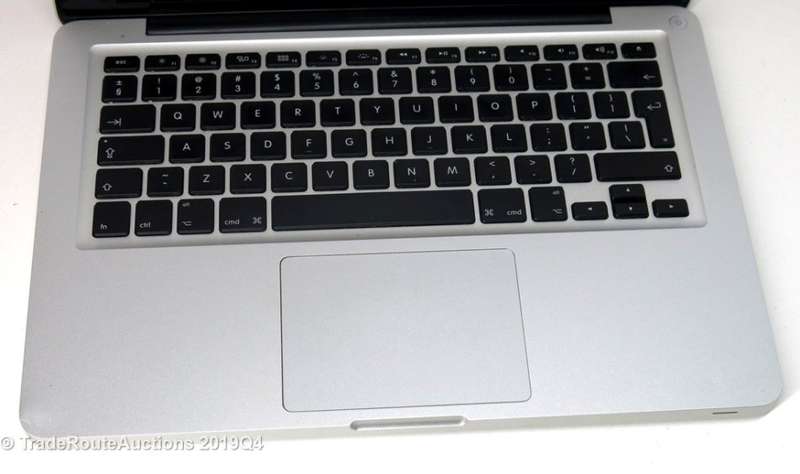 MacBook Pro 13.3-inch | Core i5 2.4GHz | 4GB DDR3 RAM | 500GB HDD | INTEL HD GRAPHICS