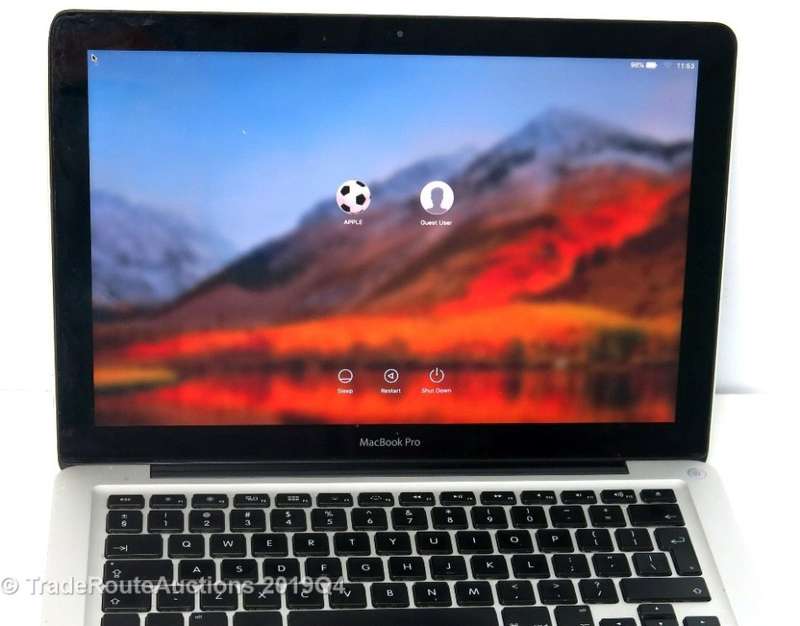 MacBook Pro 13.3-inch | Core i5 2.4GHz | 4GB DDR3 RAM | 500GB HDD | INTEL HD GRAPHICS