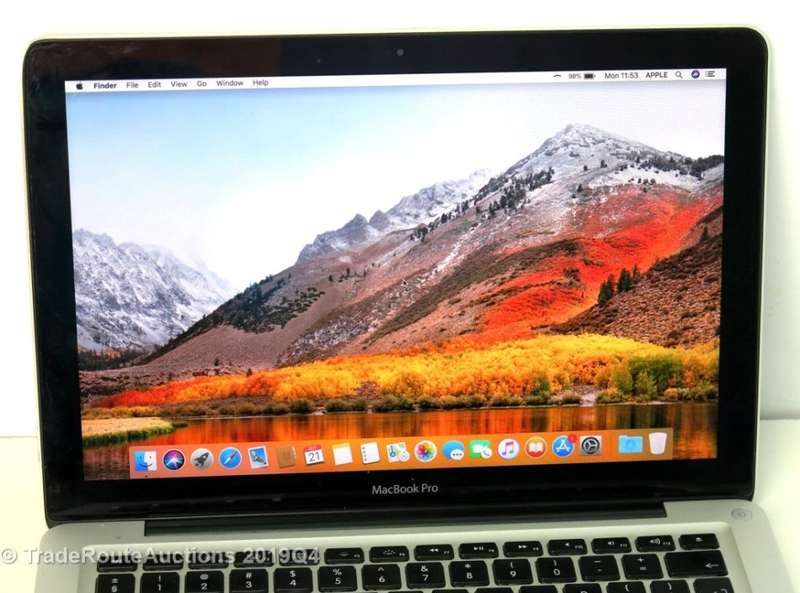 MacBook Pro 13.3-inch | Core i5 2.4GHz | 4GB DDR3 RAM | 500GB HDD | INTEL HD GRAPHICS