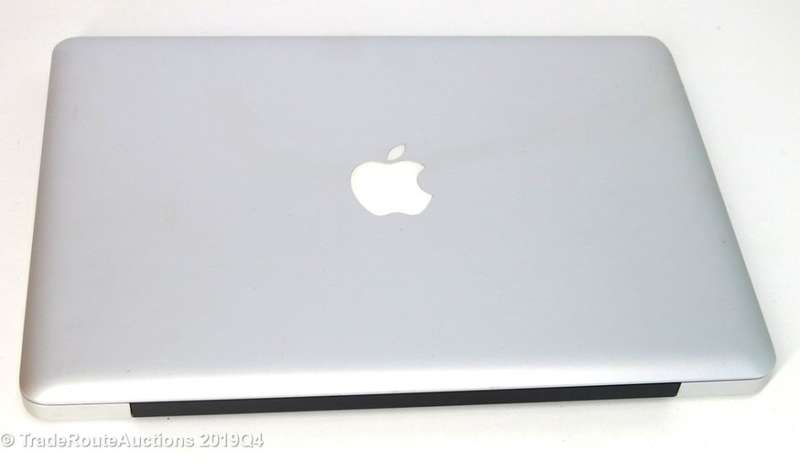 MacBook Pro 13.3-inch | Core i5 2.4GHz | 4GB DDR3 RAM | 500GB HDD | INTEL HD GRAPHICS