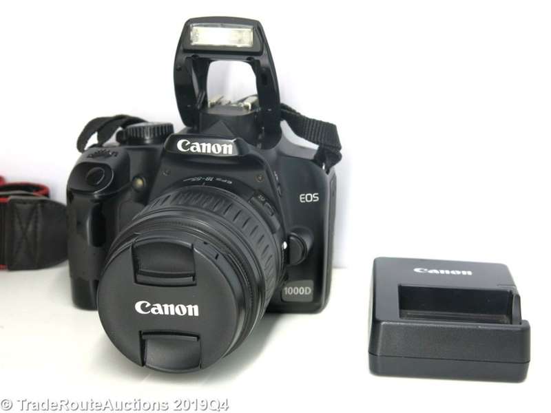 Canon EOS 1000D Digital SLR camera plus Canon 18-55mm Lens Professional KIT